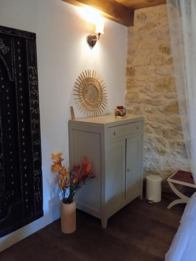 Chez Karine Bed & Breakfast Ceyzerieu Екстериор снимка