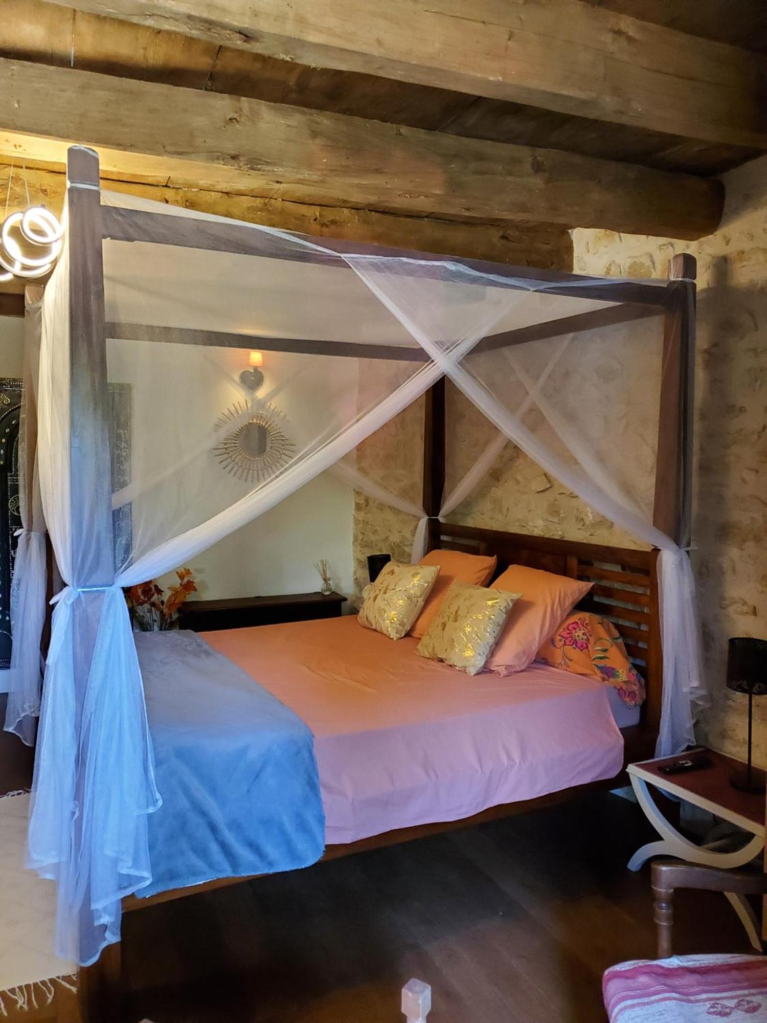 Chez Karine Bed & Breakfast Ceyzerieu Екстериор снимка