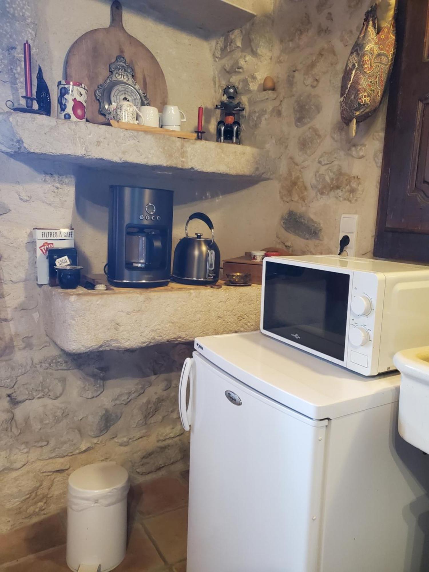 Chez Karine Bed & Breakfast Ceyzerieu Екстериор снимка